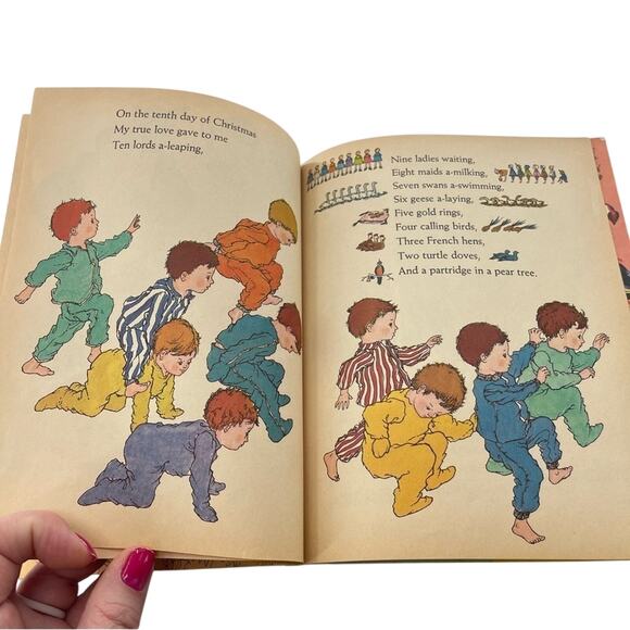 Vintage Little Golden Book Christmas Frosty Snowman Winter Books Lot of 2 - Picture 8 of 9